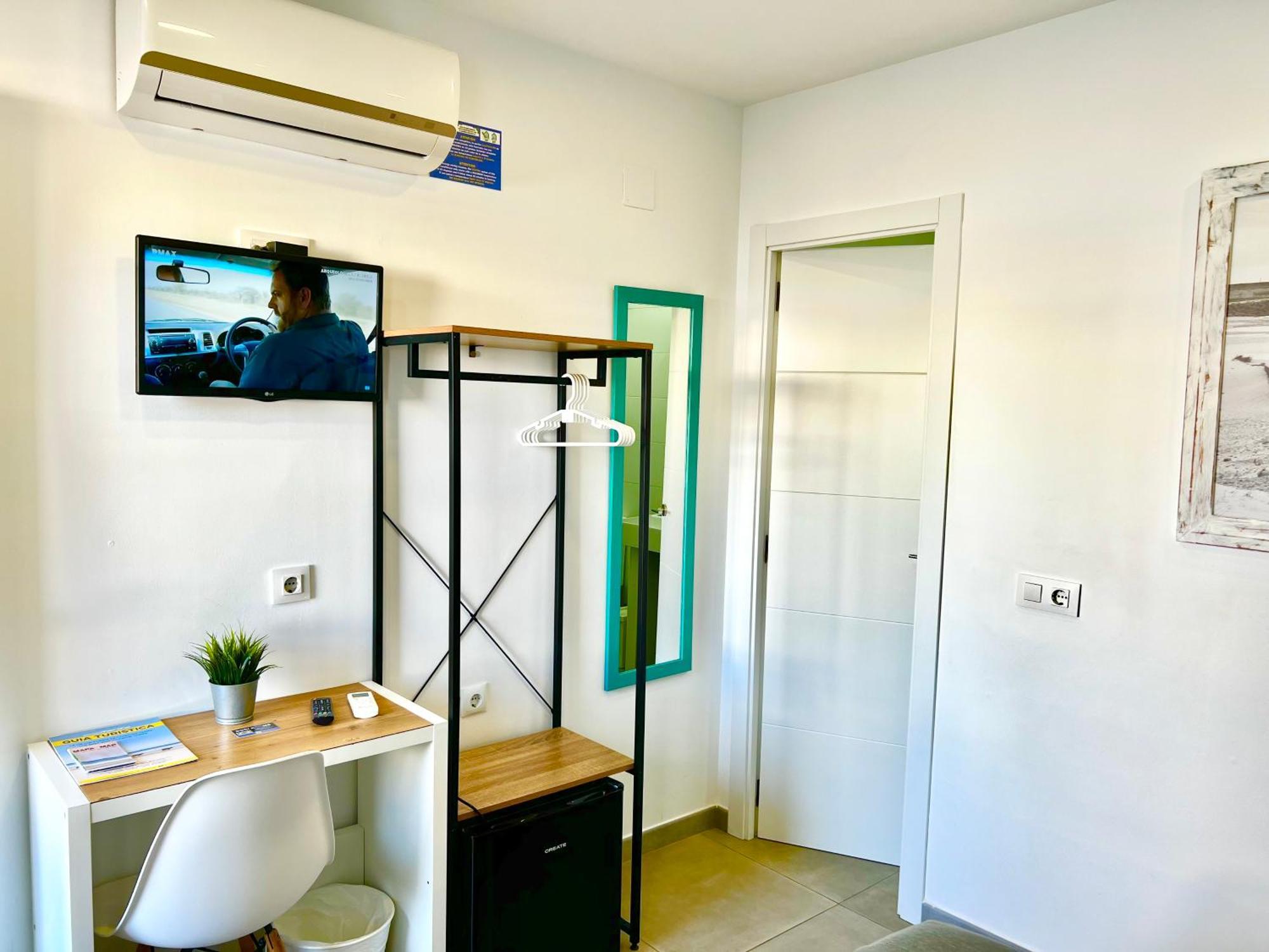 Dori Rooms Hostal Тарифа Экстерьер фото