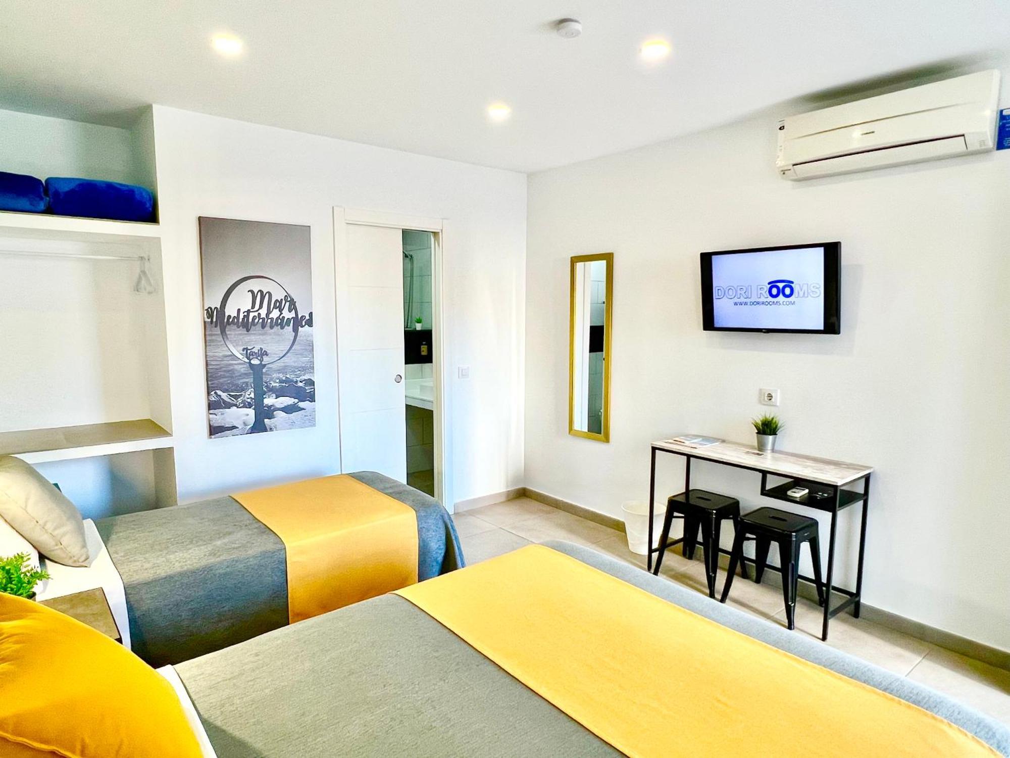 Dori Rooms Hostal Тарифа Экстерьер фото