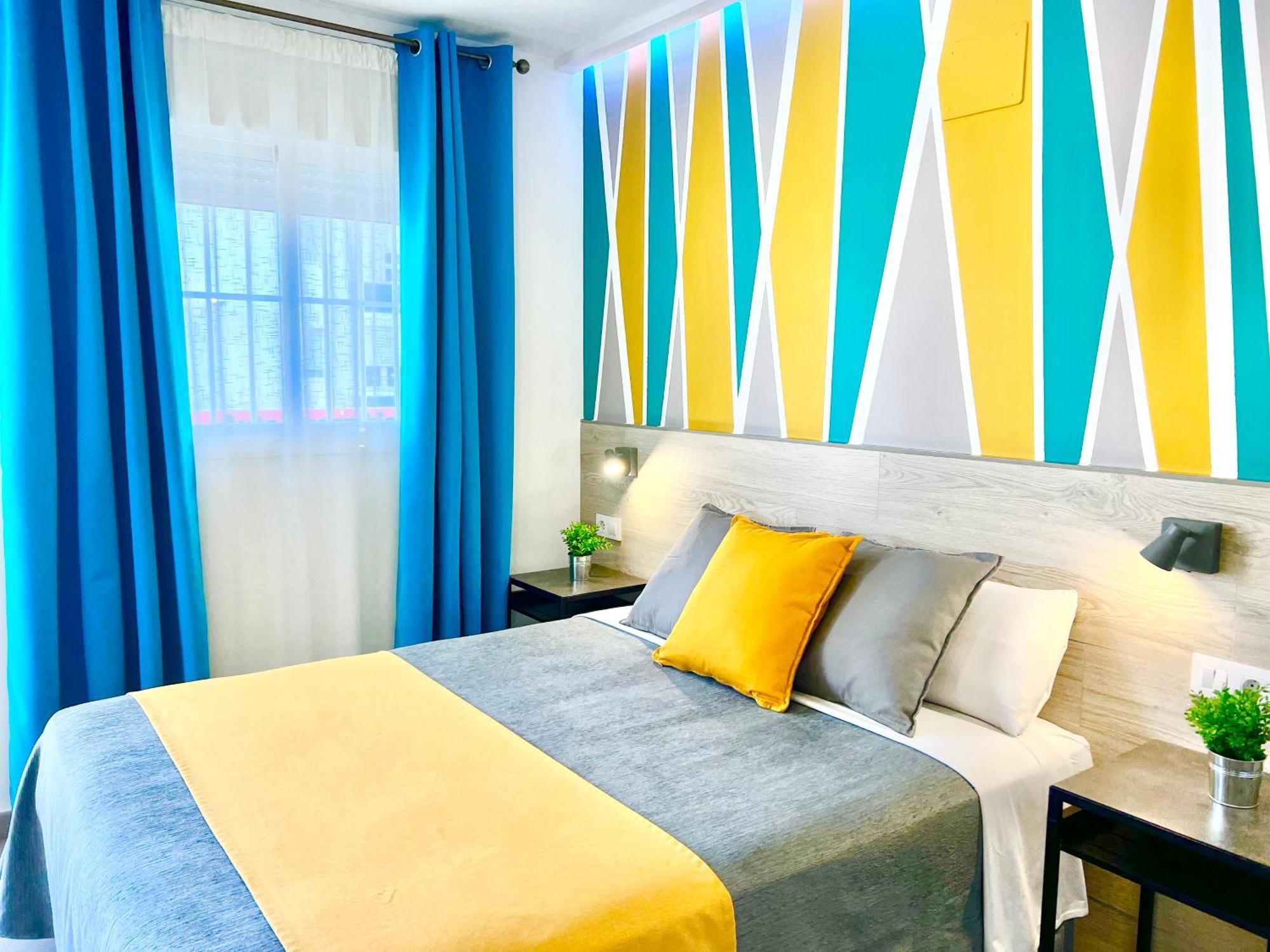 Dori Rooms Hostal Тарифа Экстерьер фото